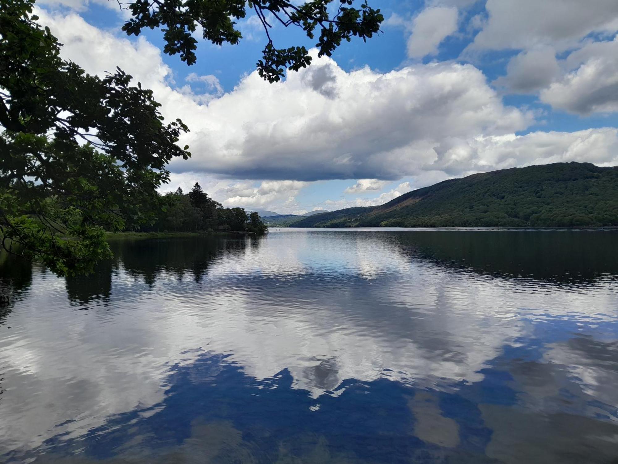 Ye Old'E Man Lake District Grange-Over-Sands Dış mekan fotoğraf