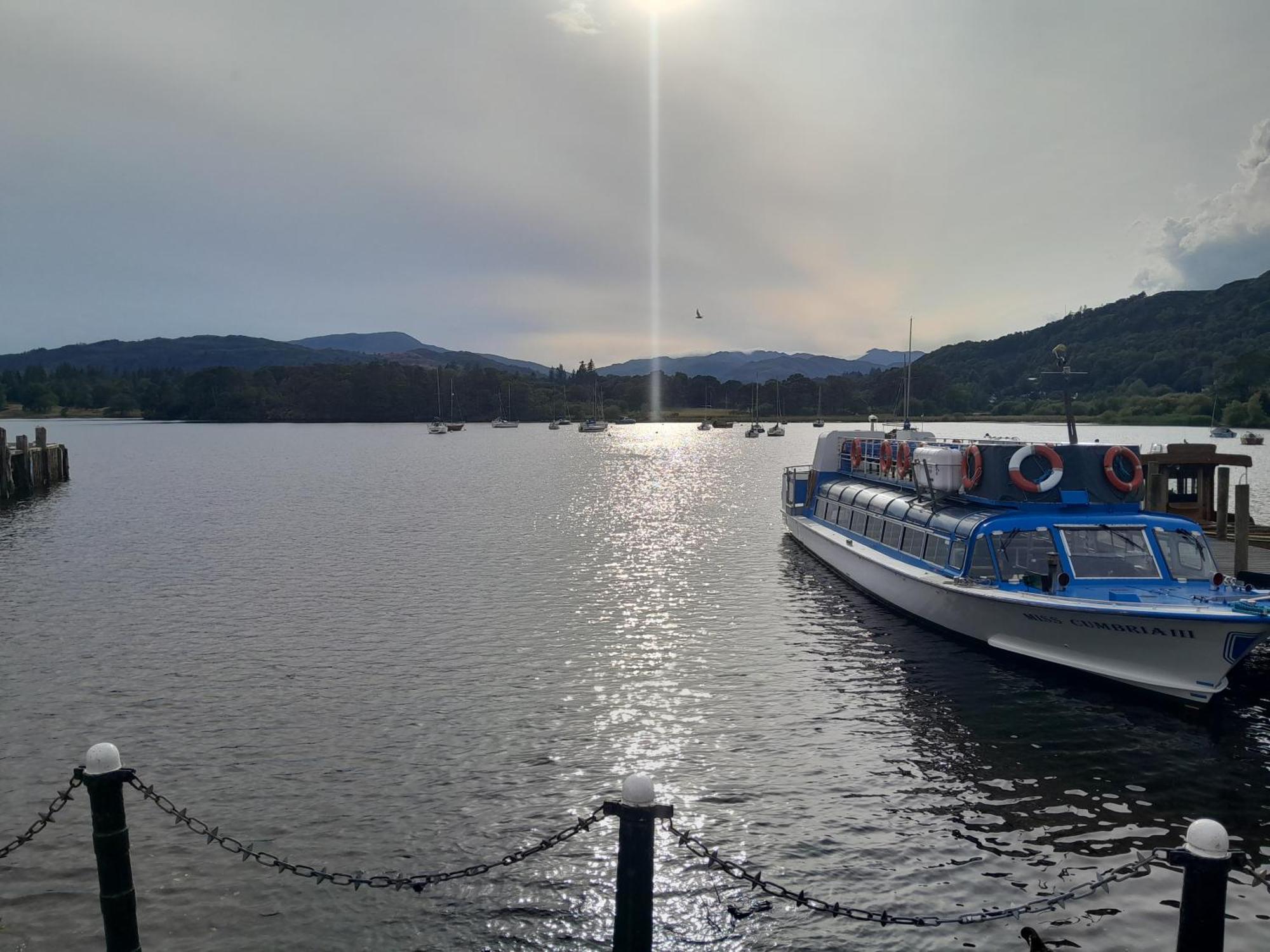 Ye Old'E Man Lake District Grange-Over-Sands Dış mekan fotoğraf